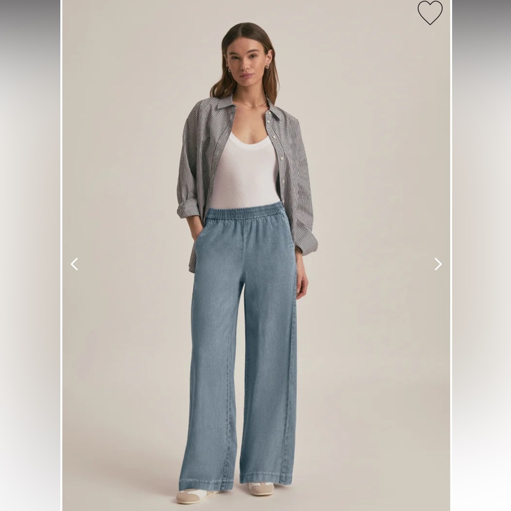 Favorite Daughter Malibu pull on denim